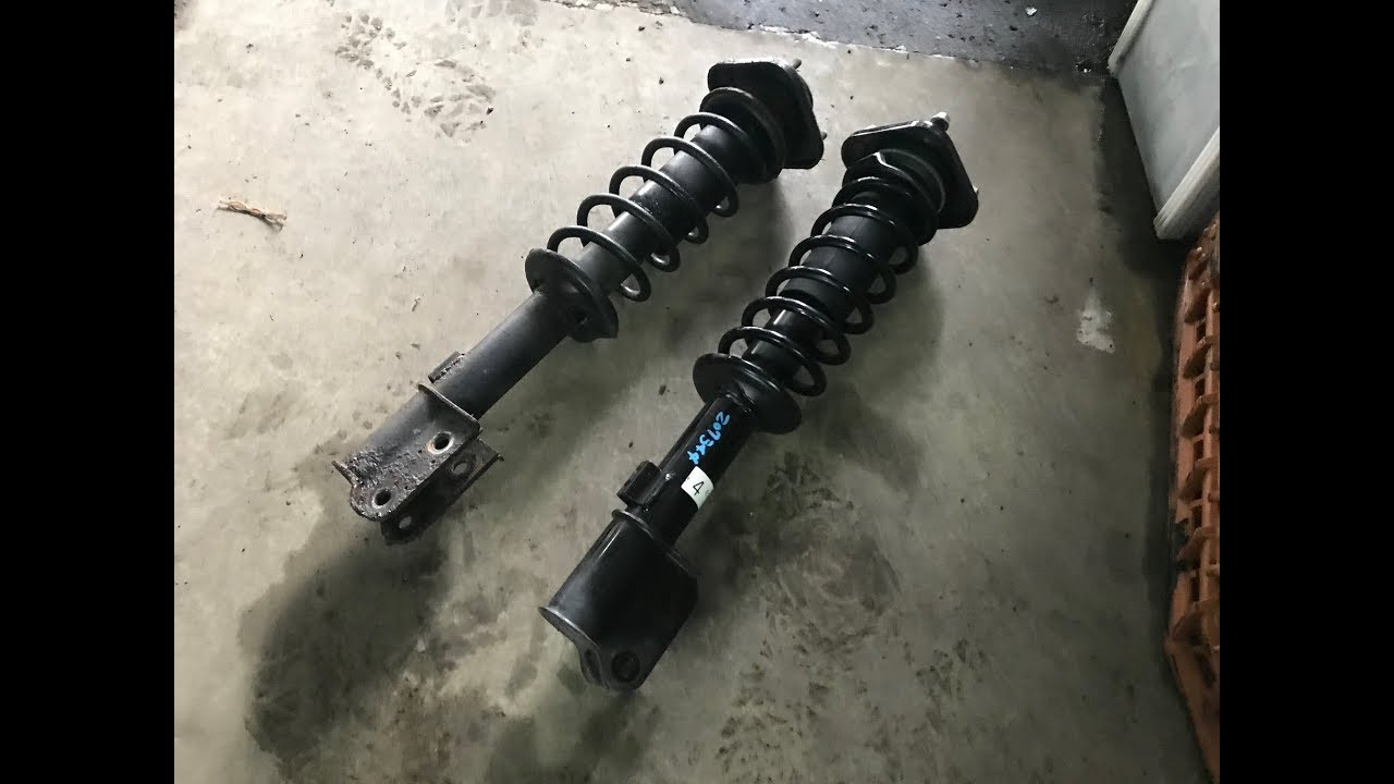 I bought a 130,000 yen eK Wagon and replaced the shocks. [Sumisu 