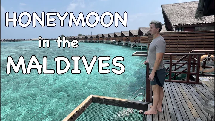 Honeymooning in the Maldives | Valerie Nelson (Sto...