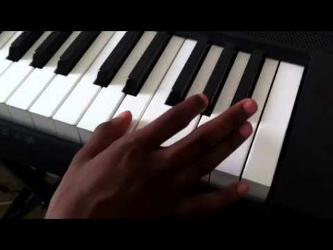 How to play 2 chainz I'm different on the piano