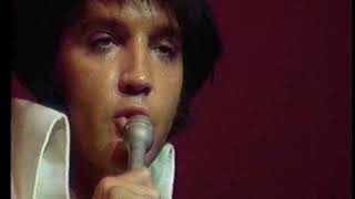 Elvis Presley - Walk A Mile In My Shoes -Intro en français.  DS  (11/8/70)