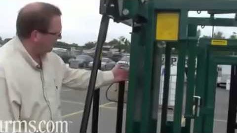 Lakeland Group   Portable Livestock Handling System