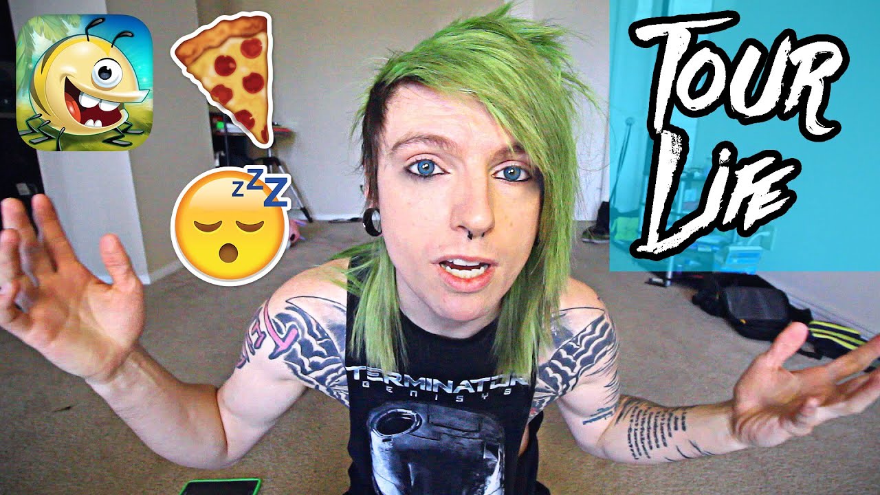 TOUR LIFE - YouTube