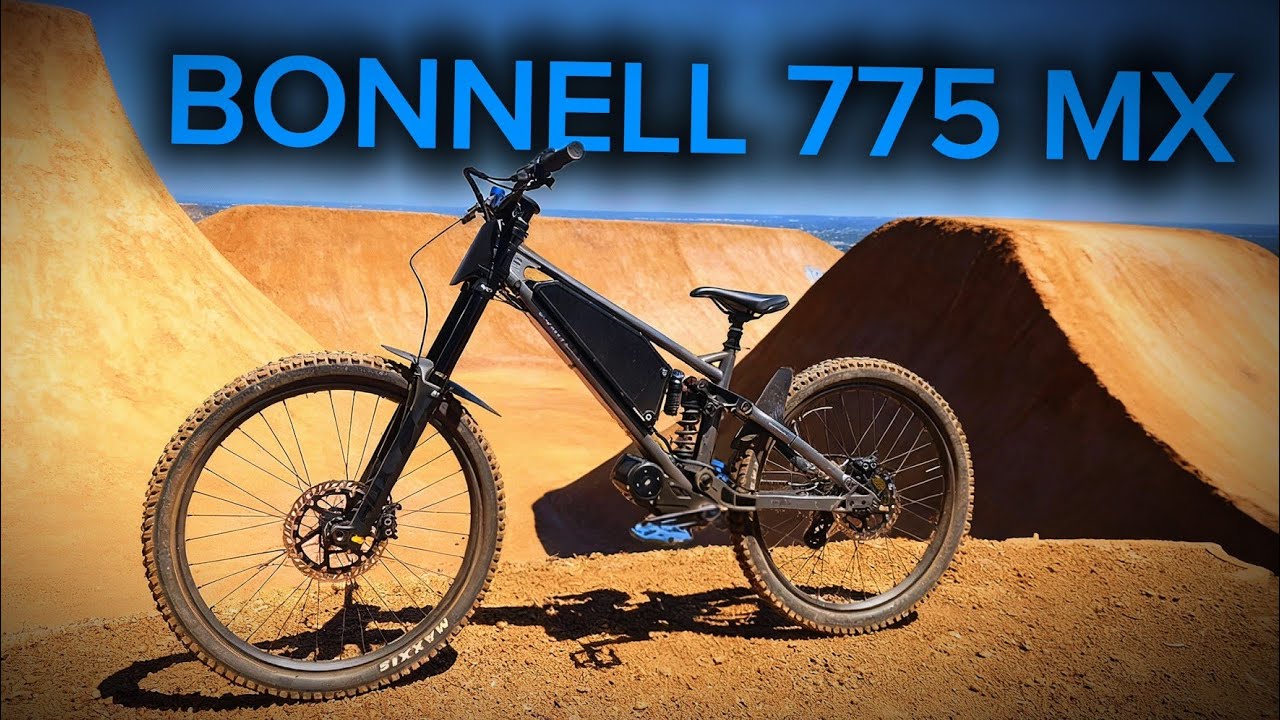 Learning to jump the Bonnell 775 MX - YouTube