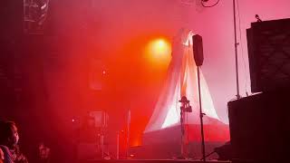 Purity Ring "rubyinsides"