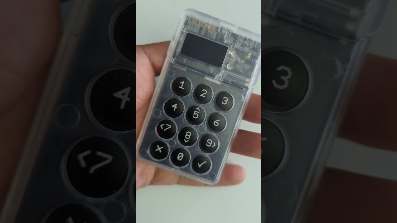 Bitcoin Hardware Wallet (Coldcard) - YouTube