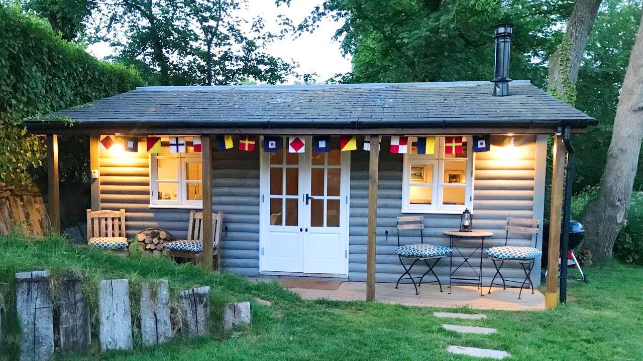 Romantic Beautiful The BoltHole Bantham Cottage House Lovely Tiny