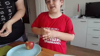 @malchovci ви предлага забавни опити в домашни условия:) Вулкан в ябълка.