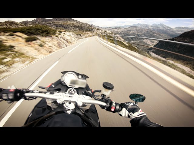 Bike Ride in Swiss Alps  Sustenpass [4K, RAW Onboard BMW S1000R, SC  Project Exhaust Sound] 
