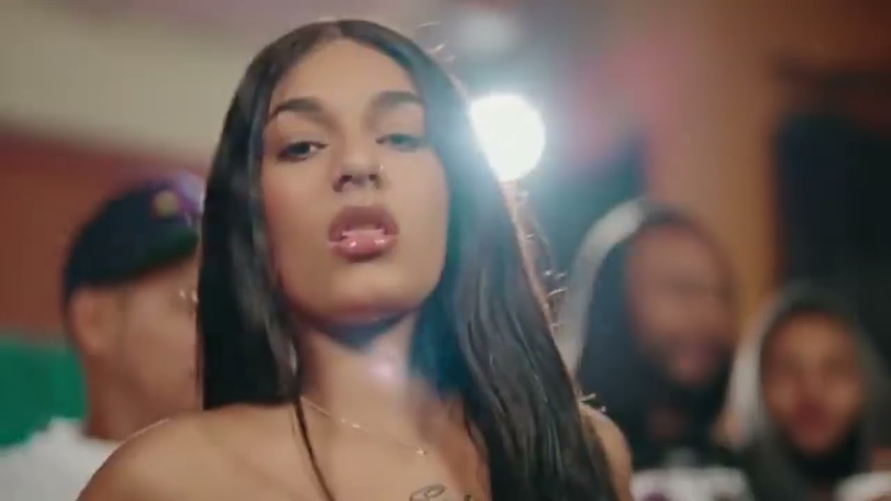 La más Doll y yeison Flow Altista tengo nota en una oja de macota