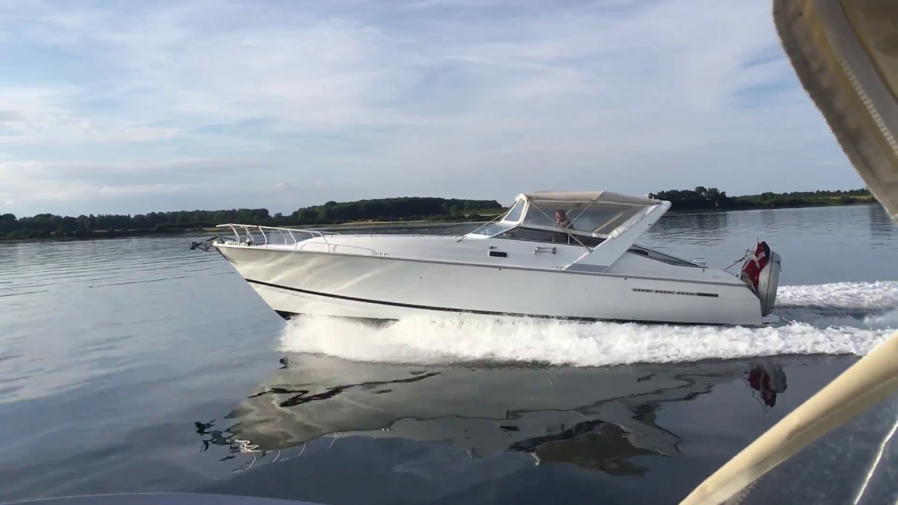 Mainship 390 express - YouTube