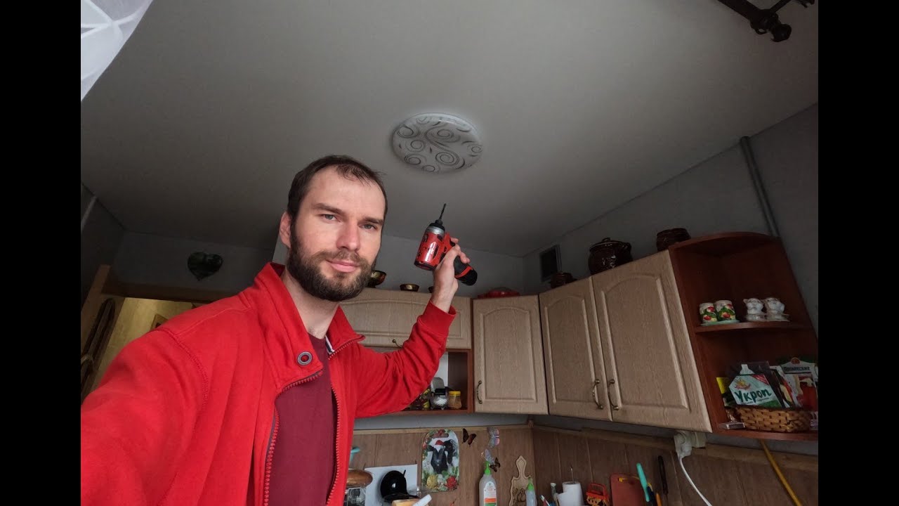 Подробная установка светодиодной люстры на натяжной потолок - YouTube