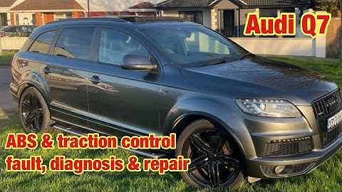 Audi Q7 abs and traction control lights on 😬