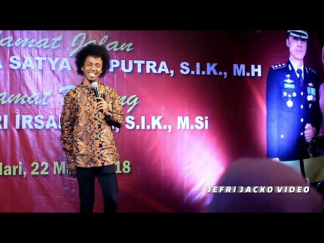 Raim Laode - komang - stand up comedy di acara pisah sambut dirkrimsus polda sultra (FULL VIDEO) class=