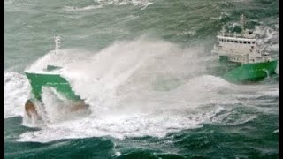 TOP 50 Largest Ships Overcome Horrible Waves In Storm