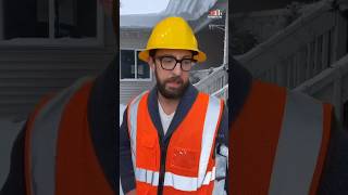 IJs en sneeuw vragen nooit om toestemming 😂❄️ #adamrose #ijs #sneeuw #asmr #bevredigend #ongeloof...