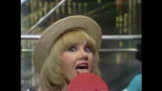 Benny Hill - Hot Gossamer (1979)