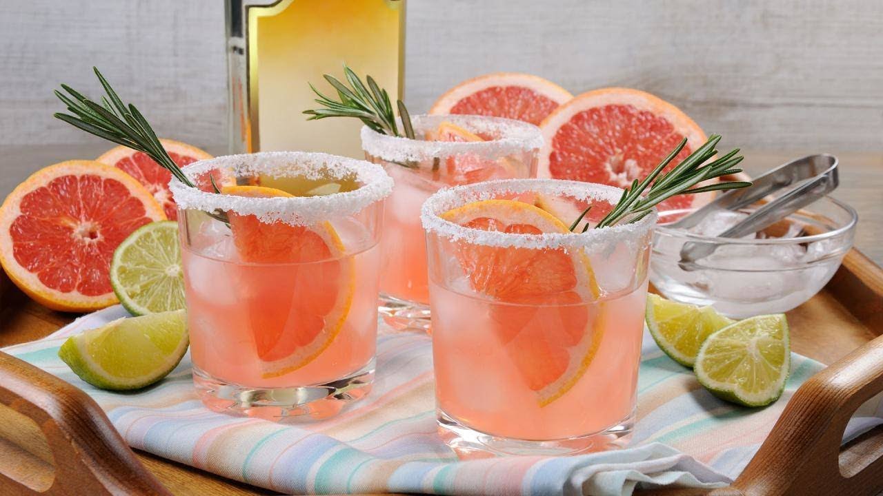 How To Make A Paloma Cocktail By Molly Sims | Rachael Ray Show