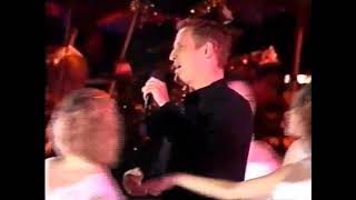 Todd McKenney - White Christmas Medley (Carols in the Domain 2000)