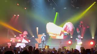 BAD BUNNY: live TE BOTE, la nueva religión tour ll 2018, Minneapolis,man.