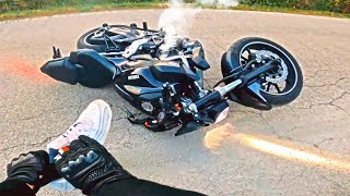 10 MINUTES OF INCREDIBLE, CRAZY &amp; EPIC Motorcycle Moments