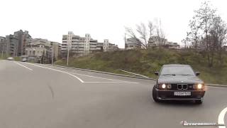 Drift de fou en pleine ville avec une Bmw m5