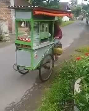 Penjual Bakso Marah'