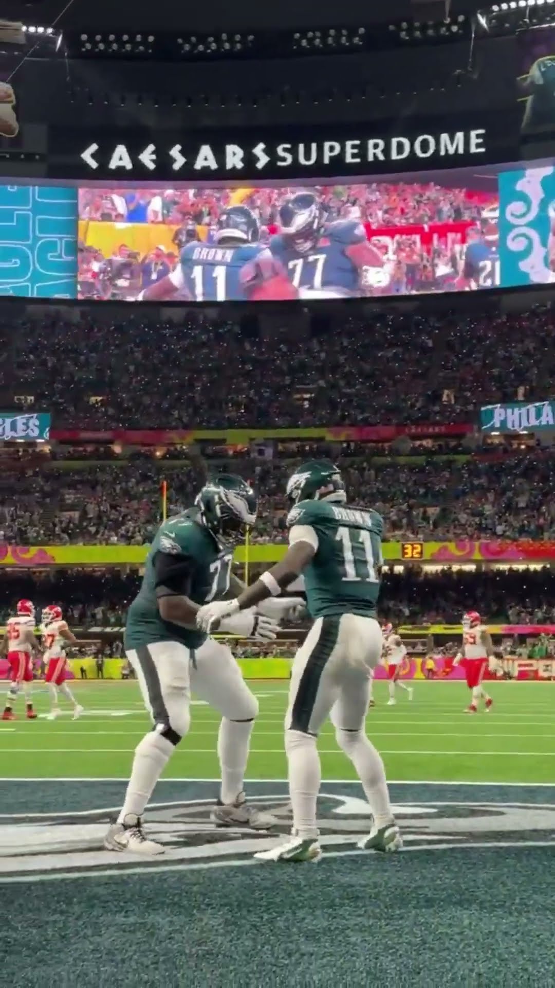 Is this real life right now??? ?? Eagles vs Chiefs Super Bowl Highlights