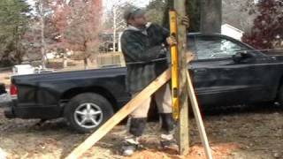 Extreme How-To editor, Matt Weber, shows how to build a shadowbox privacy fence. For more information, go to www.