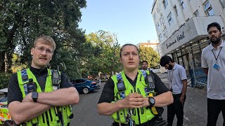 Download Lagu Uber eat riders working from this migrant hotel? S🚨🍔🍟🚔❌ MP3 Download Lagu Uber eat riders working from this migrant hotel? S🚨🍔🍟🚔❌ MP3