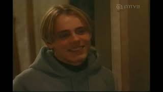 Salkkarit-Saku Säikäyttää Ullan Kellarissa 1999