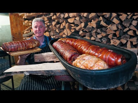 Видео: Мужчина из Сербии готовит жаркое из баранины!