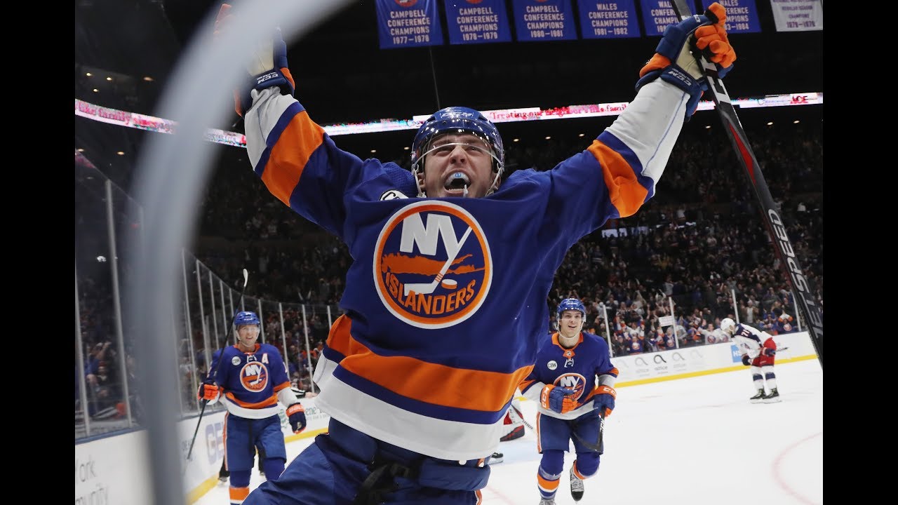 New York Islanders Win in Emotional Return to Nassau ...