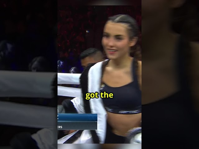 ⁣Andrea Botez Boxing WALKOUT