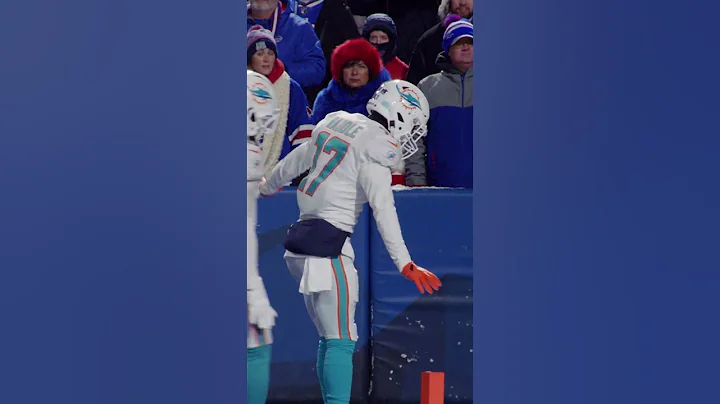 TUA TO WADDLE TOUCHDOWN WEEK 15 | MIAMI DOPLHINS