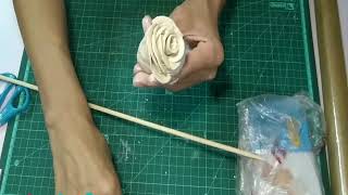 איך ליצור ורדים מדאס או חימר (חלק 1)