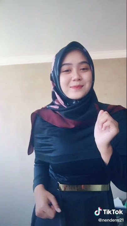 Tik tok hijab hot.dada menonjol🤤🤤