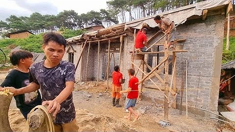 Pây hầu lên phụ hồ đổ mái hiên nhà anh Lử đồi thông . Nguyễn Tất Thắng