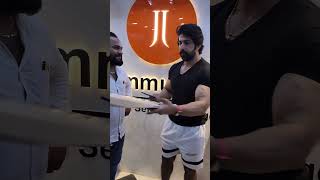 Rubal Dhankar के साथ JJ Communication पर खेला Cricket With most Expensive Ball (iPhone 14 Pro Max)