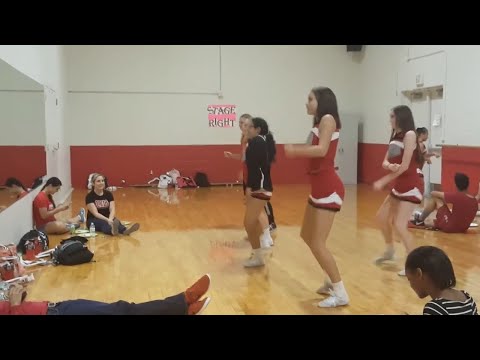 Cheerleaders dancing to Juju on the Beat (Agua Fria High School)