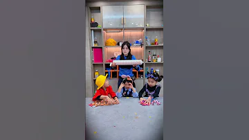 Children Grab Snacks Short Officer Rabbit Angel 