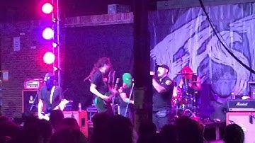 Masked Intruder - Hey Girl with special guest Roger of Less Than Jake
