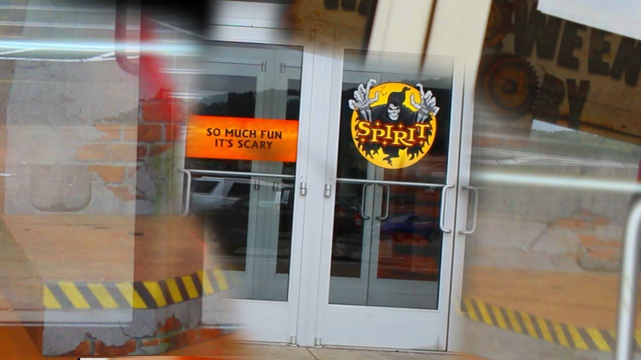 Halloween Factory Front ISE Setup at Local Store | Risers + Entrance + Walkthrough Seen