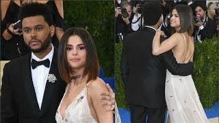 Селена Гомес и The Weeknd впервые вышли в свет как пара Селена Гомес и The Weeknd впервые вышли в свет как пара
