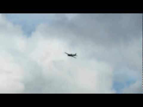 Aeromodelismo Cerqueira César - Nilton - 1° VOO com seu P47 GIANT 2,20