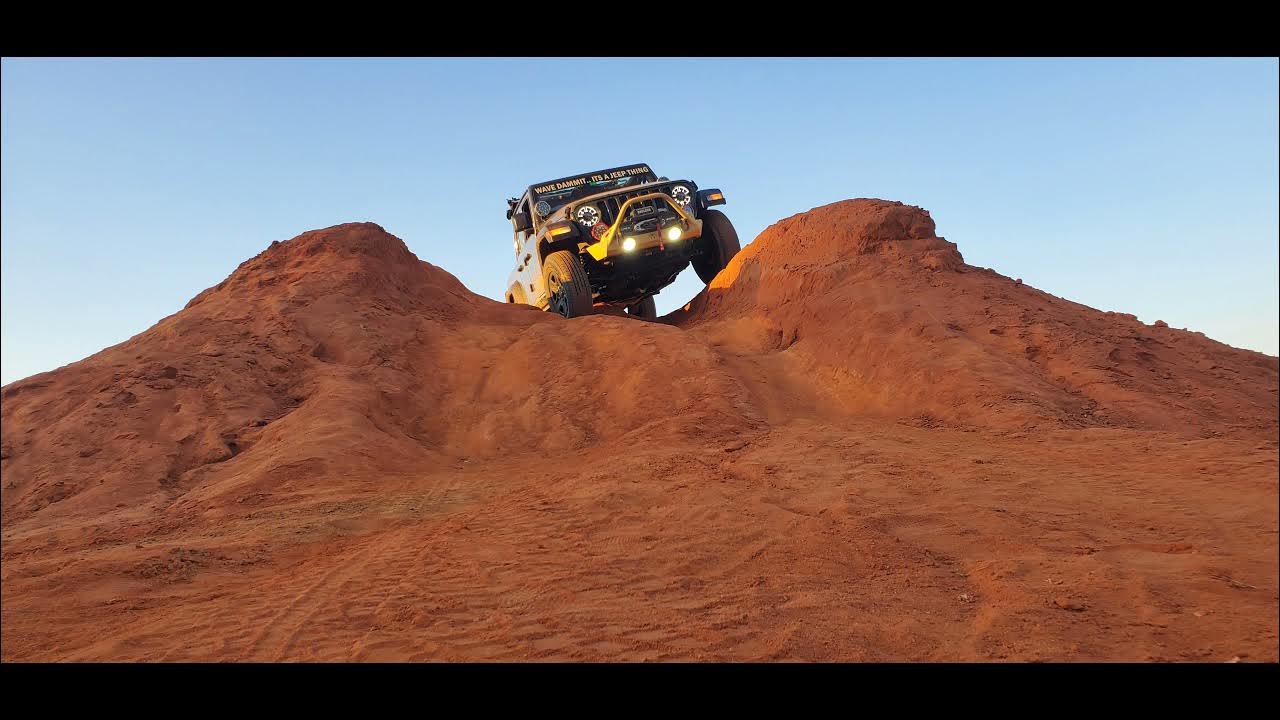 Florida Man takes his brand new 6 Speed Jeep Gladiator JT to East