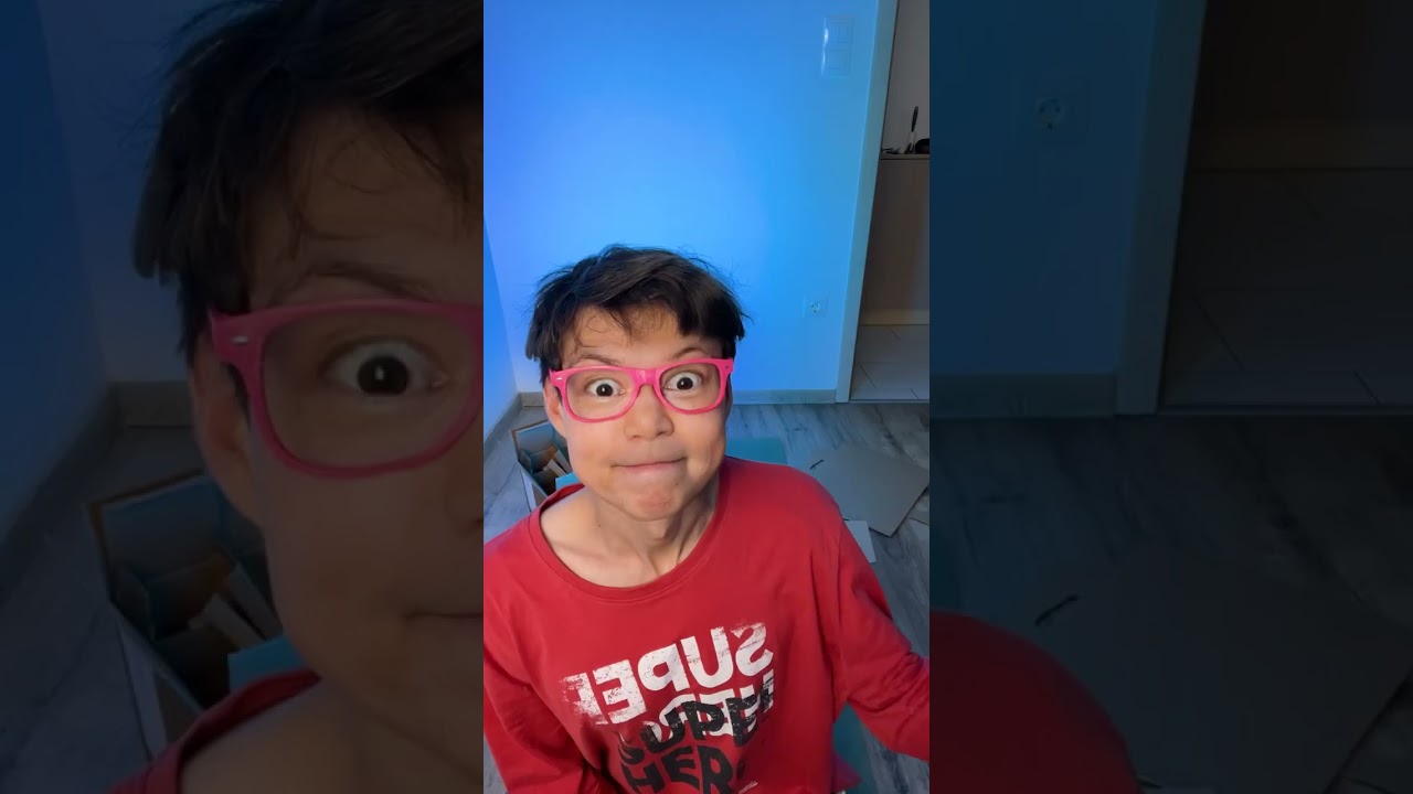 Crafting a Cardboard Saw: Fun DIY Adventure! 🪚✨