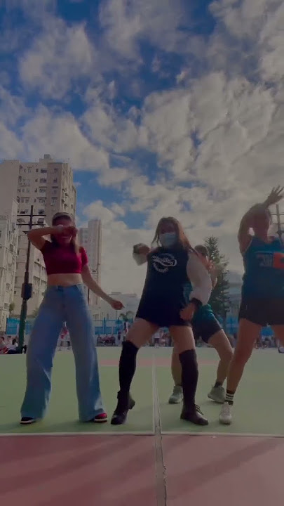 ALIN ANG NAIBA?😂😂 #viral #shortvideo #dance #trending #funny #me #friends