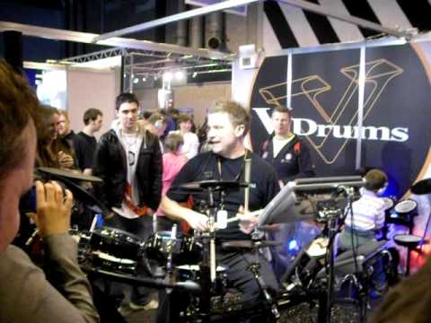 Craig Blundell's Drumming Demo For Roland Electric...