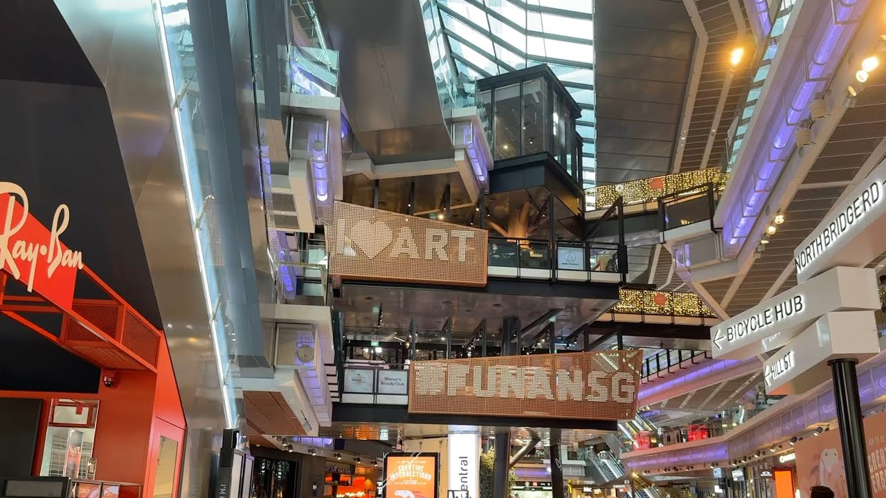 Fully sheltered walk from Bugis Junction to Funan