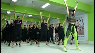 Kgf Gali Gali Video Song II Zumba & Workout By Shilpa's Gym II Bhavesh Bhojani Photography